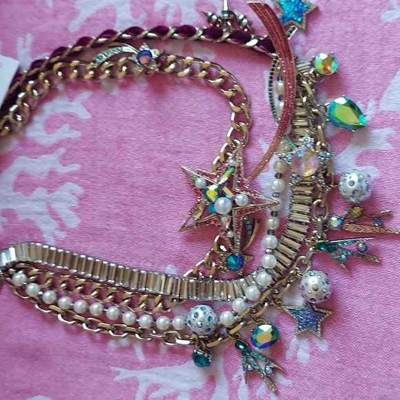NWT Betsey Johnson CELESTIAL STARLET DRAMA NECKLACE - Picture 9 of 15